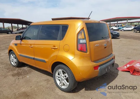 2011 Kia Soul + z USA, uszkodzony, nr VIN KNDJT2A27B7307375